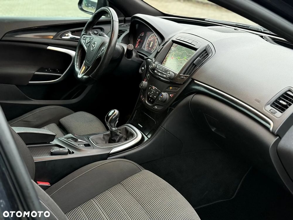 Opel Insignia 1.6 SIDI Turbo ecoFLEX Start/Stop Innovation - 29