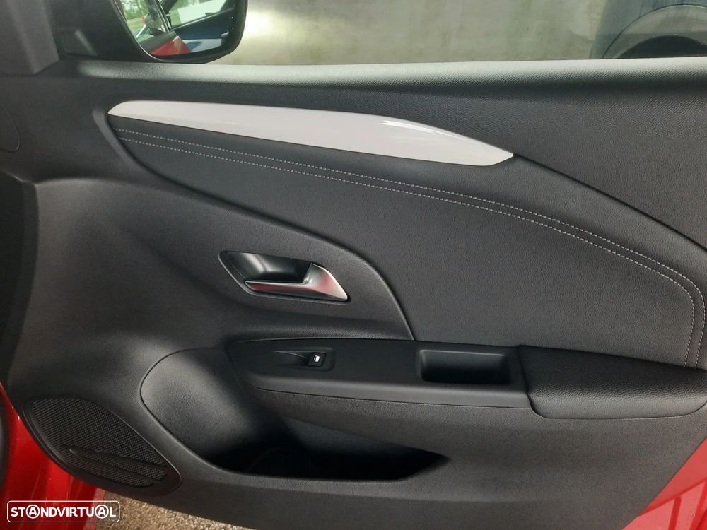 Opel Corsa 1.2 T GS - 39