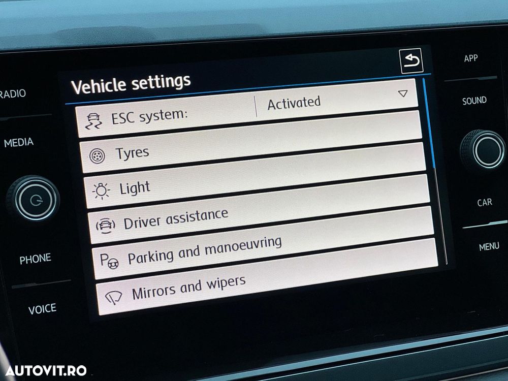 Volkswagen Polo 1.0 TSI DSG Style - 20