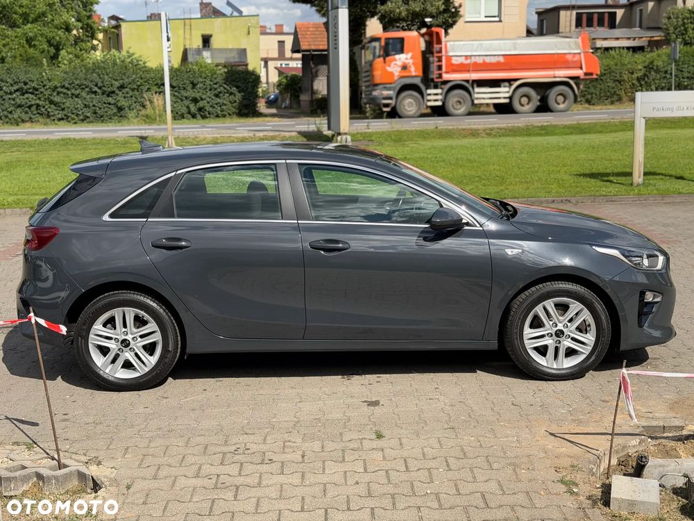 Kia Ceed 1.6 CRDi Eco-Dynamics+ (48V Mild-Hybrid) Spirit - 4