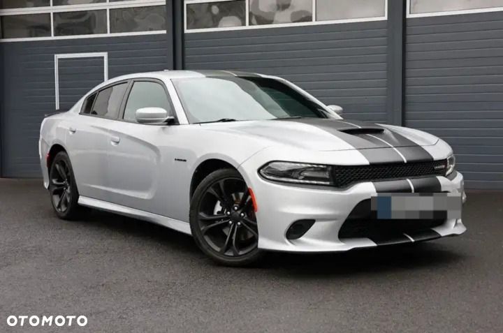Dodge Charger 5.7 R/T - 1