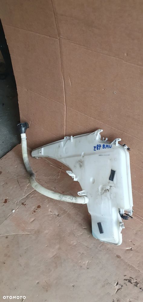 Zbiorniczek płynu spryskiwaczy pompka pompki BMW I E81 E87 7229535 - 3