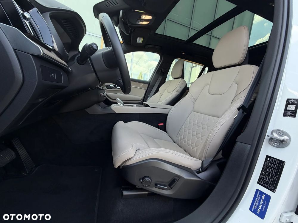 Volvo XC 90 B5 B AWD Plus Bright 7os - 26