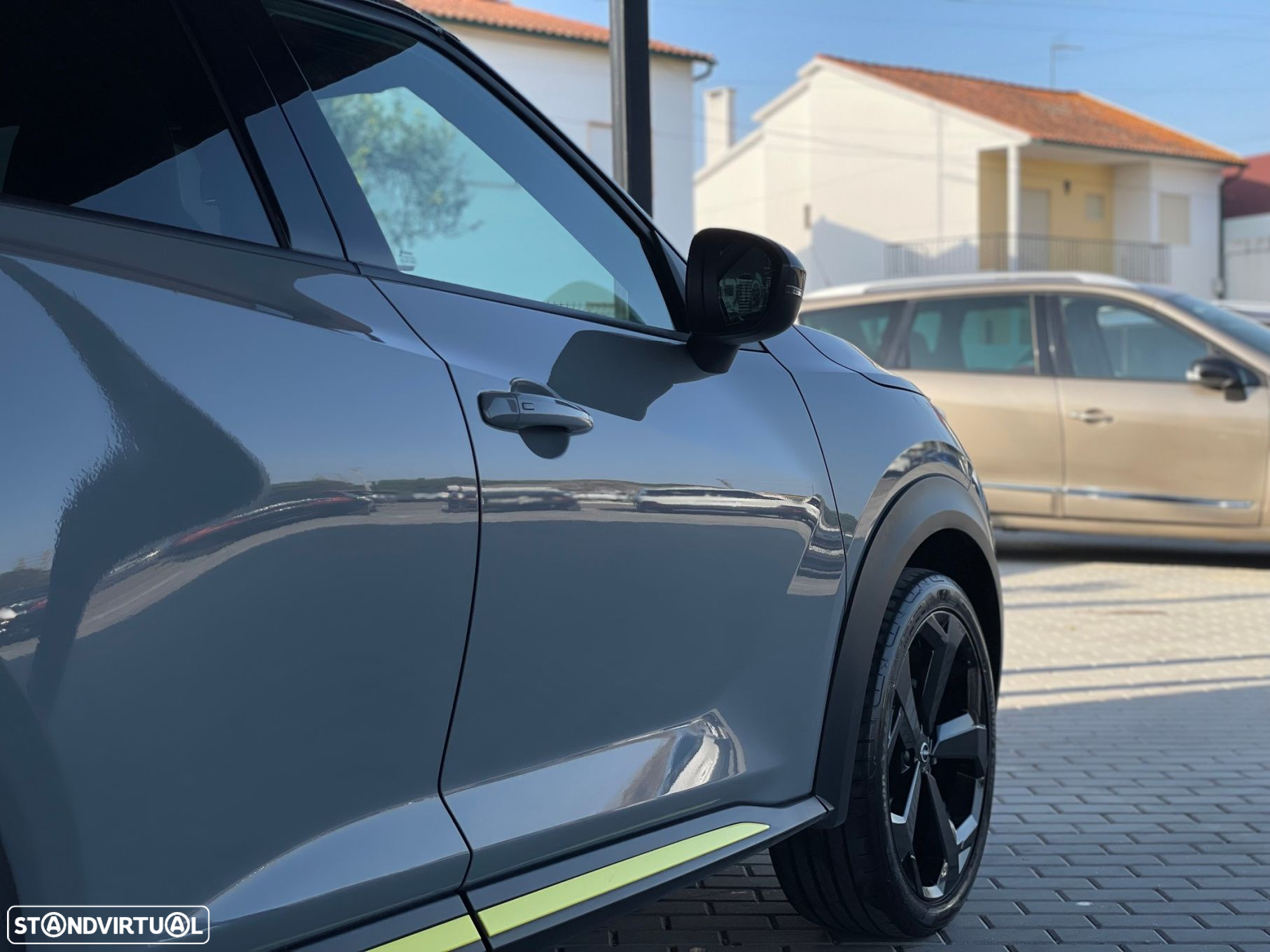 Nissan Juke 1.0 DIG-T Kiiro - 10