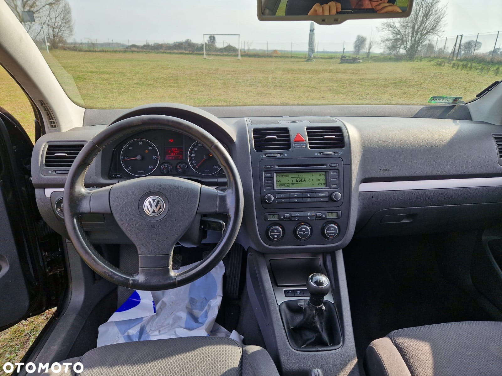 Volkswagen Golf V 2.0 TDI Comfortline - 12