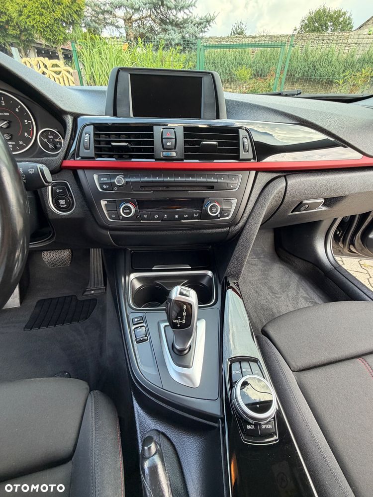 BMW Seria 3 318d Sport Line - 14
