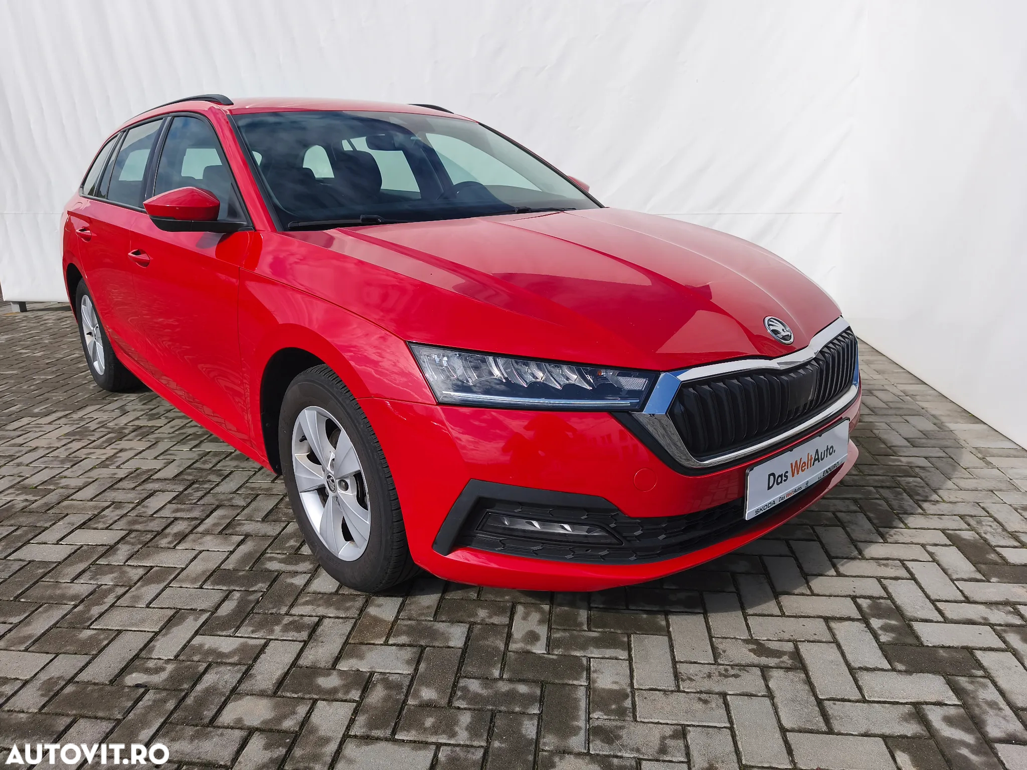 Skoda Octavia Combi 2.0 TDI Ambition - 4