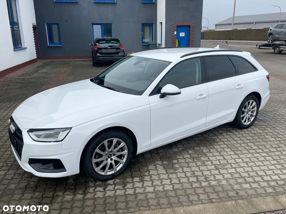 Audi A4 Avant 40 TDI Sport S tronic - 23