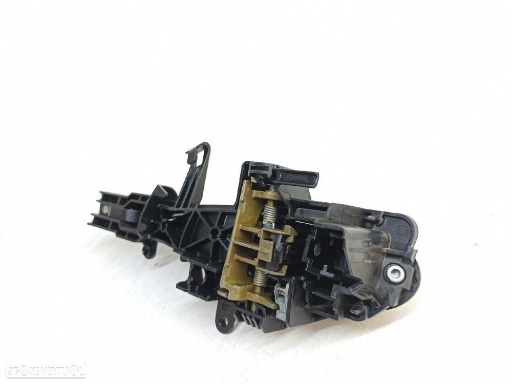 PUXADOR EXTERIOR FRENTE DIREITO BMW SERIE 1 BERLINA (E81/E87) 118D - 4