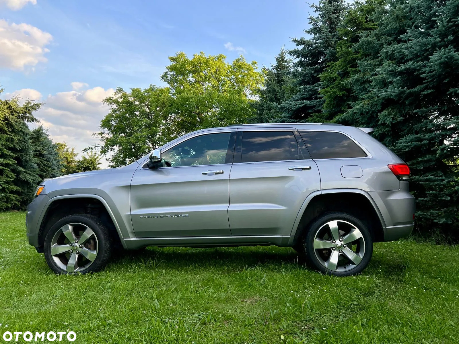 Jeep Grand Cherokee 5.7 V8 HEMI 4WD Automatik Overland - 31