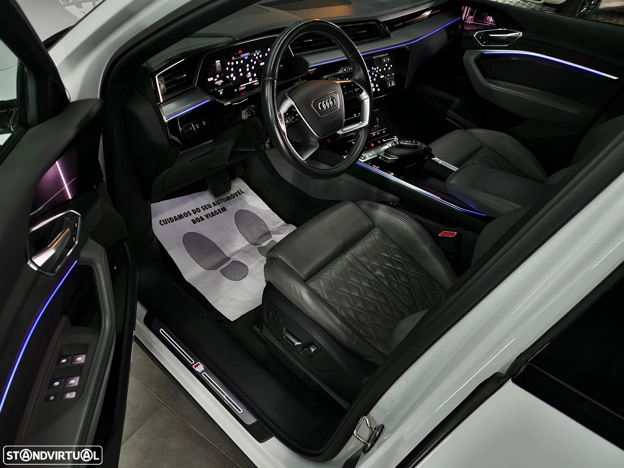 Audi e-tron 55 quattro S line - 11
