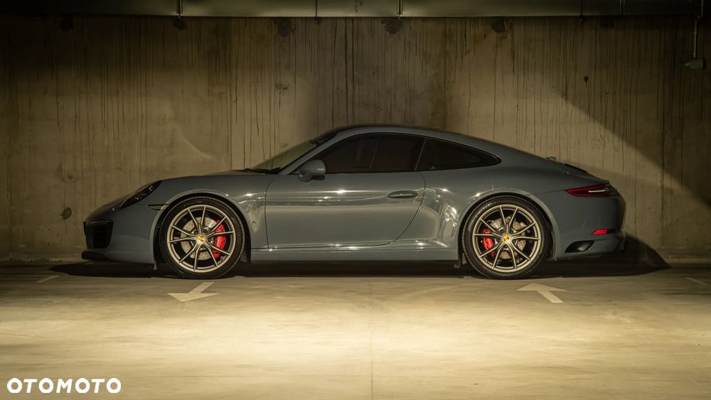 Porsche 911 Carrera S PDK - 20