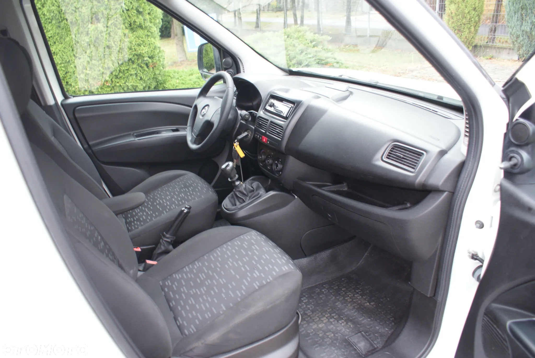Opel Combo - 12