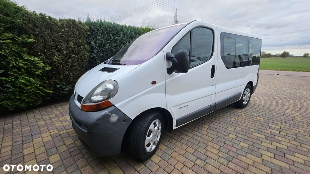 Renault Trafic - 2