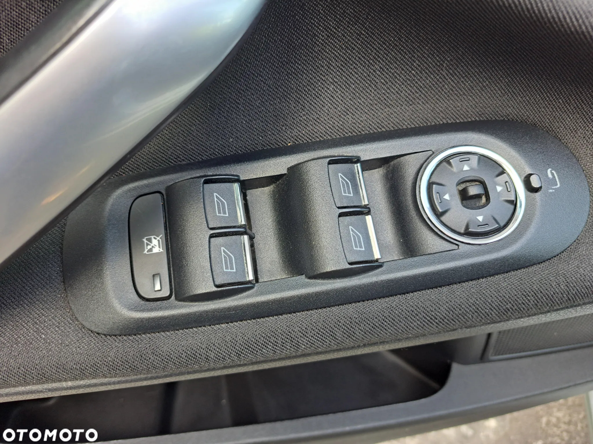 Ford Mondeo 2.0 Trend X - 13