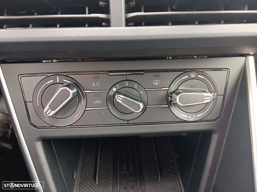 VW Taigo 1.0 TSI Urban DSG - 25