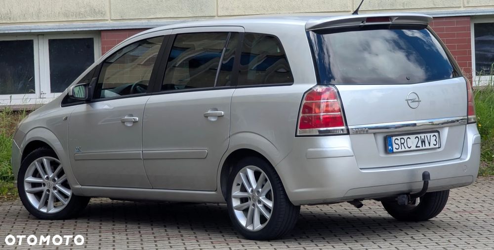 Opel Zafira 1.9 CDTI Sport - 33