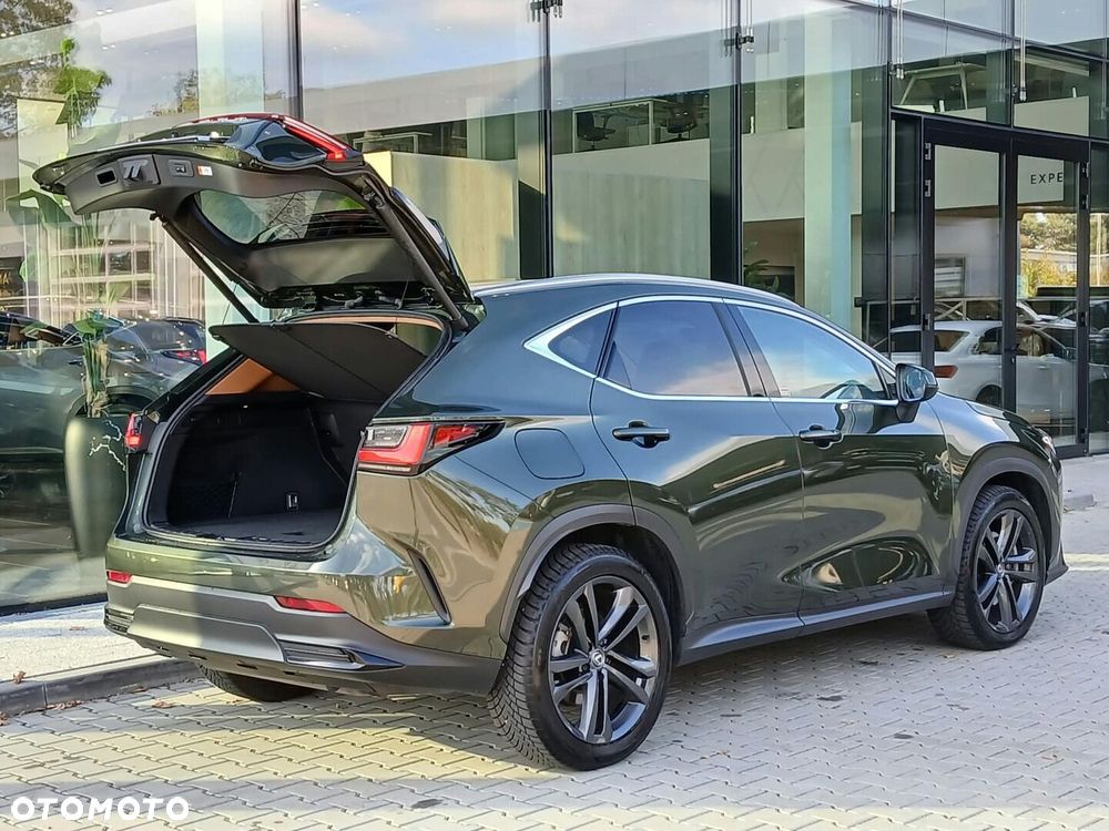 Lexus NX 450h+ Prestige AWD - 37