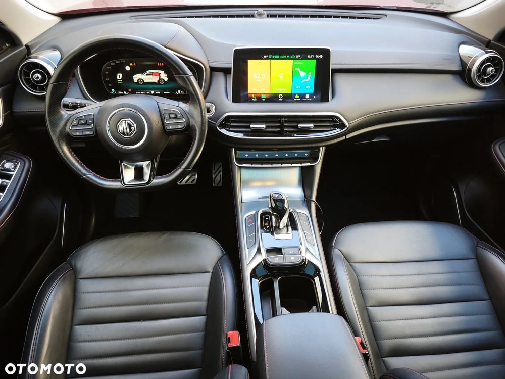 MG EHS Luxury - 9