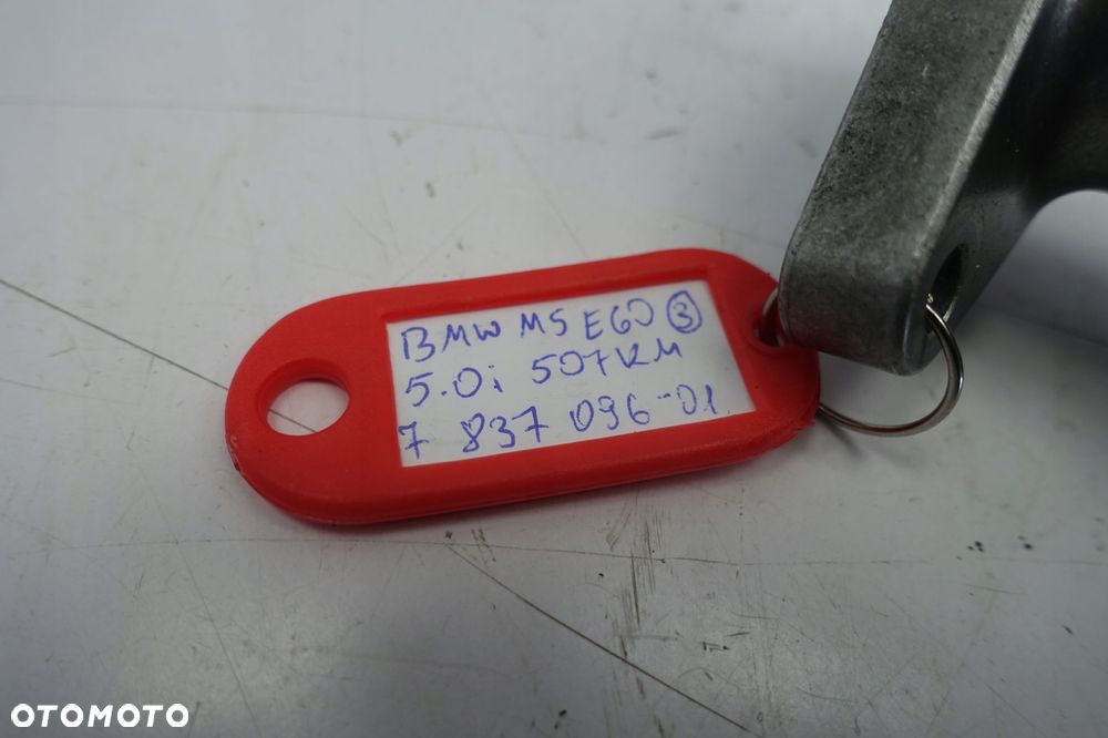 BMW E60 M5 5.0 V10 ZAWÓR EGR SPALIN oryg 7837096 - 2