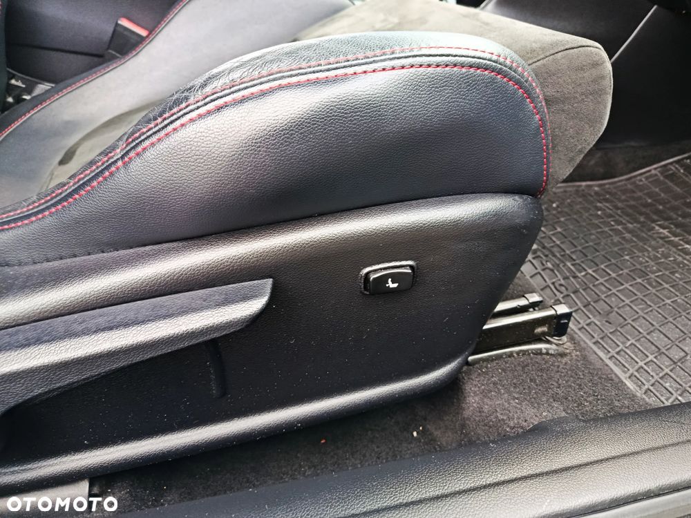 Kia Ceed 1.6 T-GDI GT-Challenge - 31