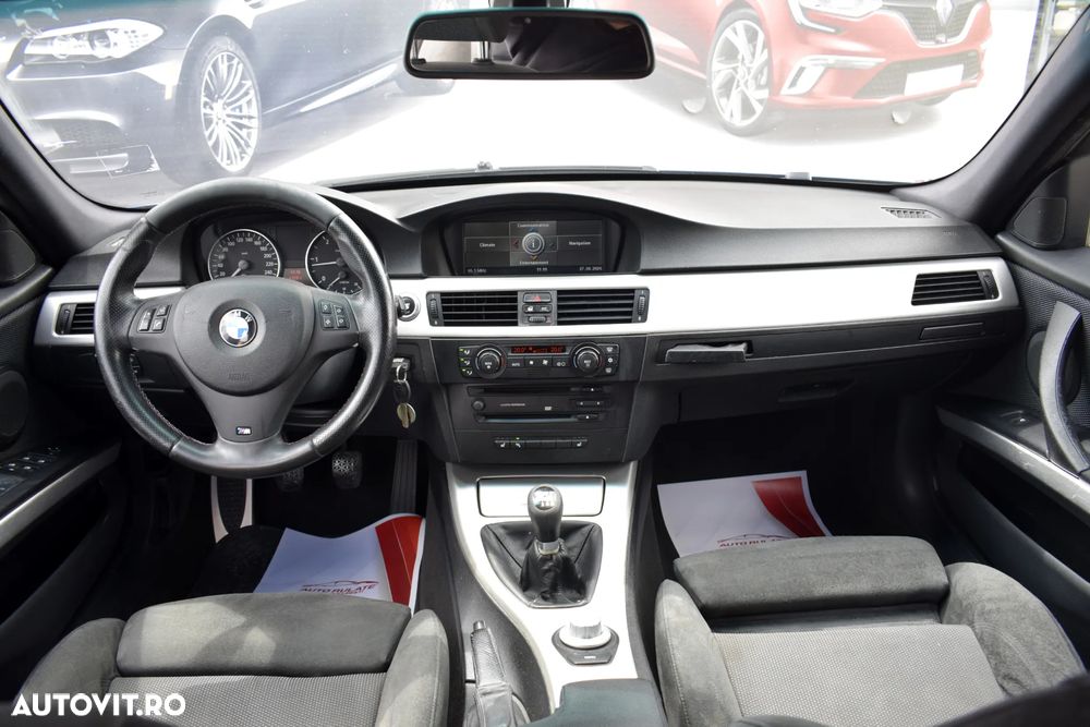 BMW Seria 3 320d - 8