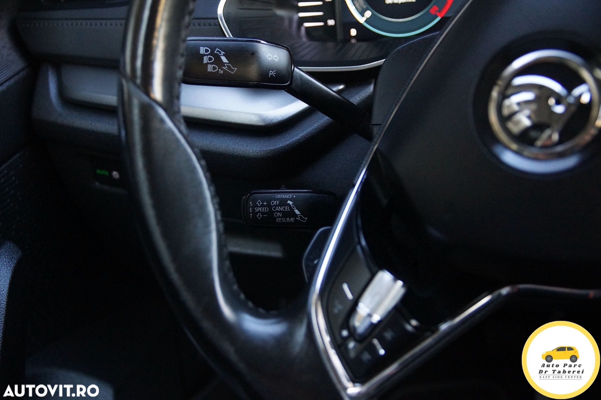Skoda Octavia Combi Diesel 2.0 TDI DSG Style - 35