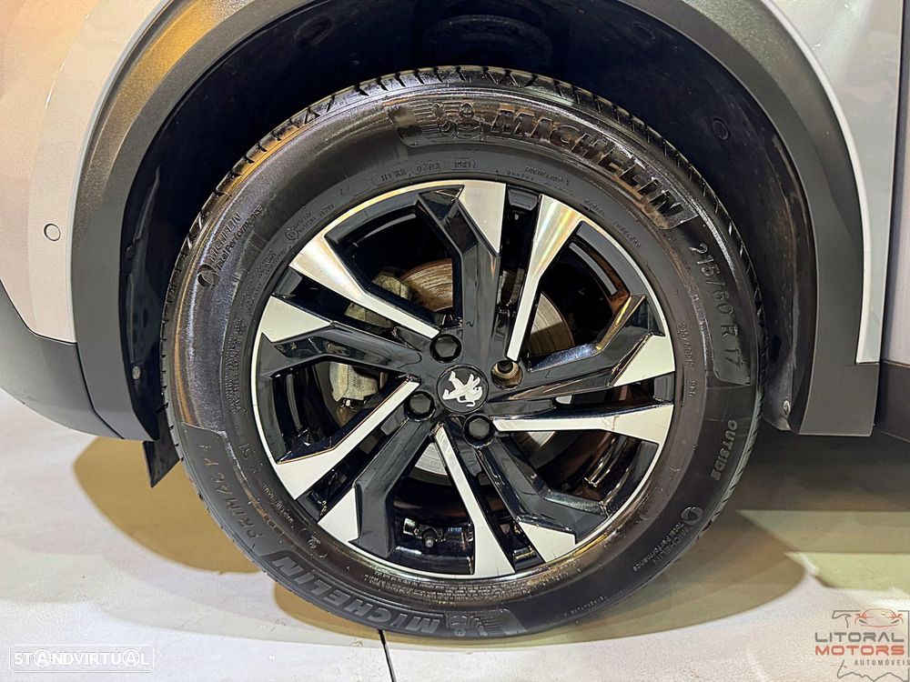 Peugeot 2008 1.2 PureTech GT Line - 12