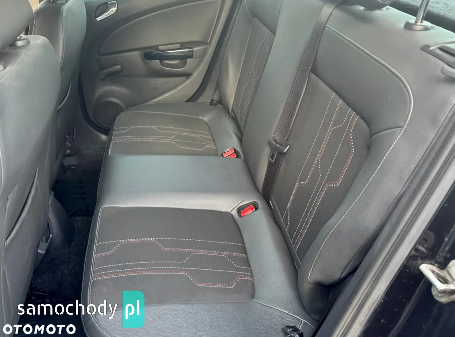 Opel Corsa 1.4 16V 150 Jahre - 9
