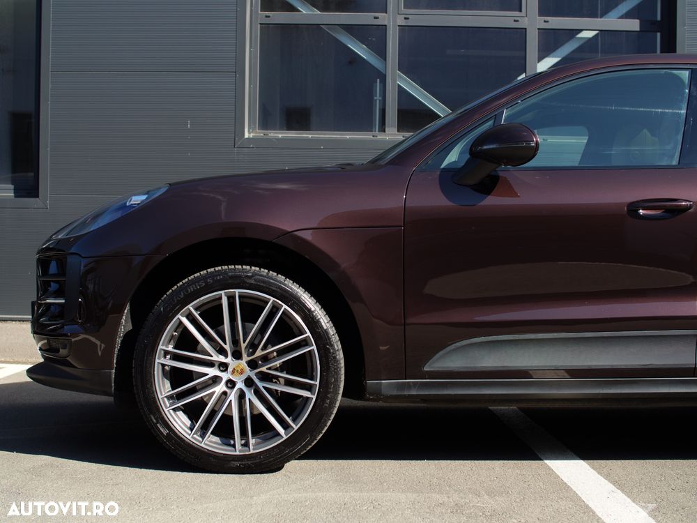 Porsche Macan - 28