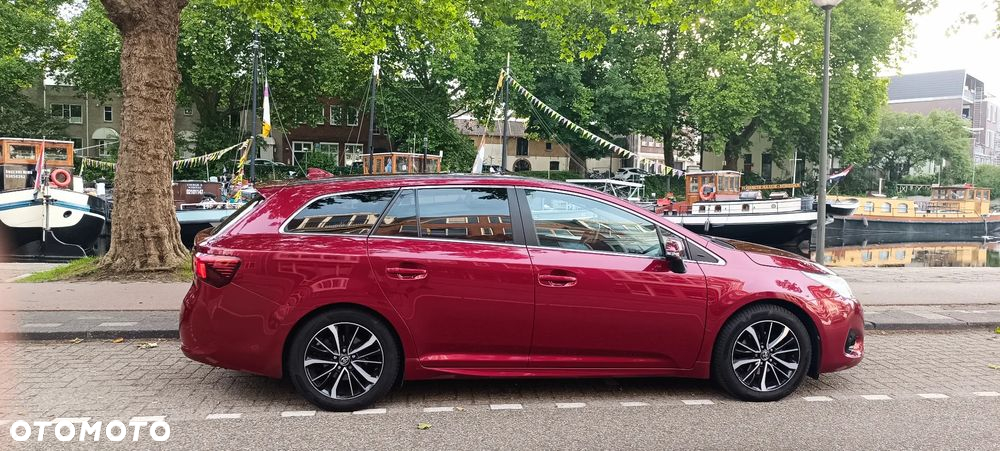 Toyota Avensis 2.0 Prestige MS - 9