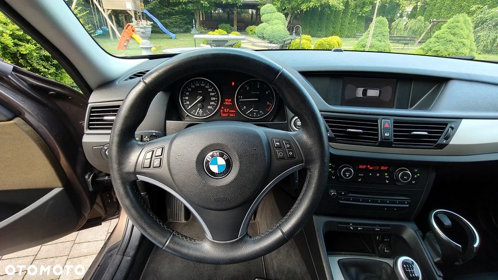 BMW X1 sDrive18d xLine - 20