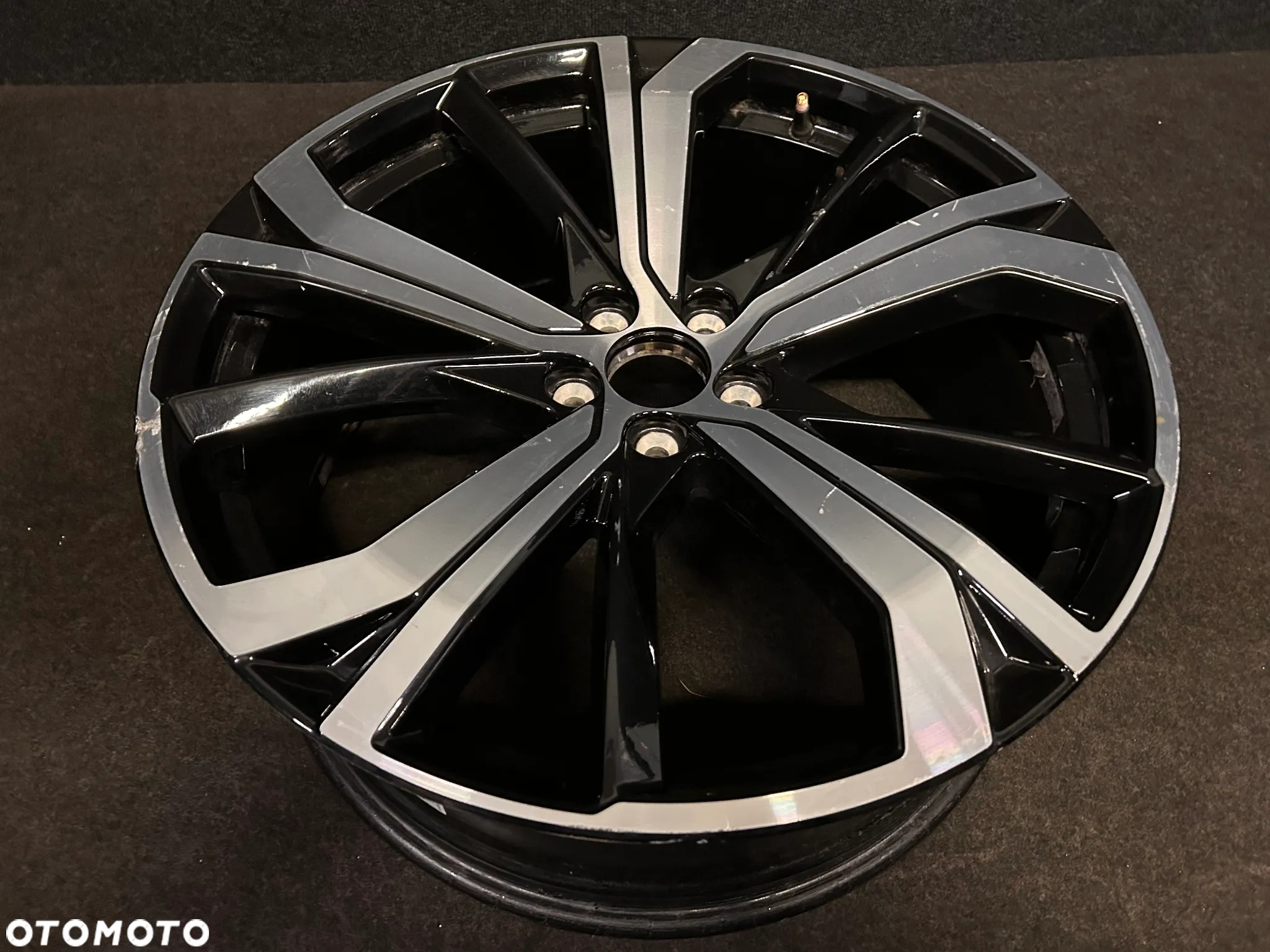 Alufelga Volvo XC60 II, XC90 II 21 cali 5x108 1szt. 32134533 - 2