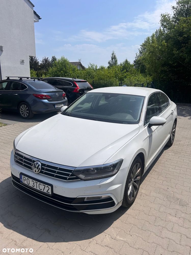 Volkswagen Passat ver-2-0-tdi-scr-trendline-dsg - 1