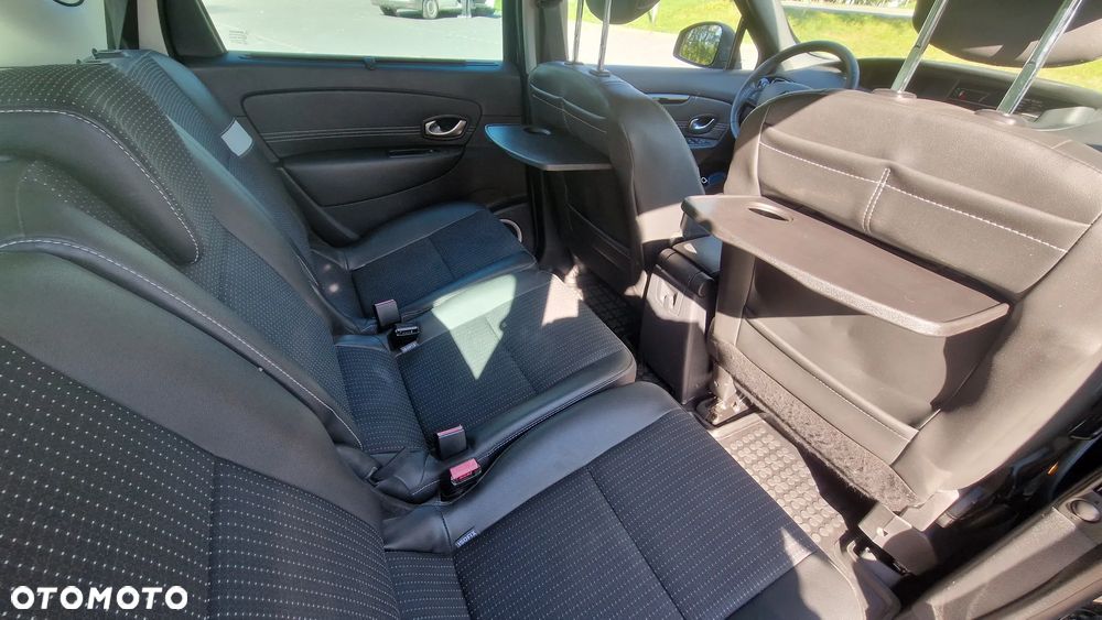 Renault Scenic 1.9 dCi Privilege Euro5 - 10