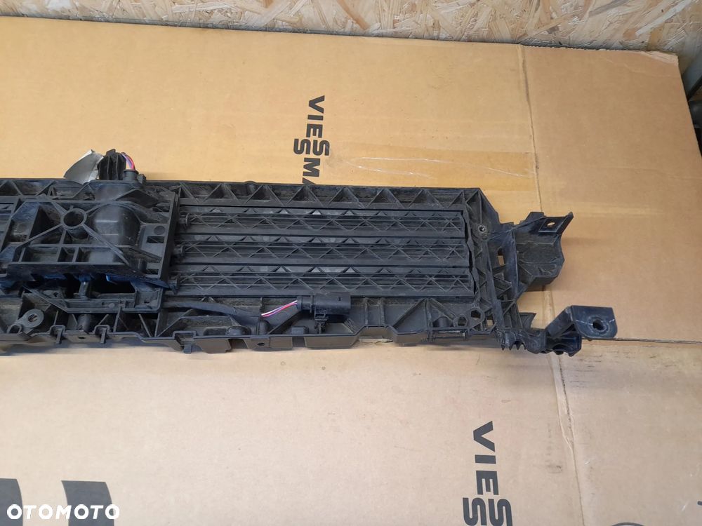 Audi A4 B9 KIEROWNICA POWIETRZA ŻALUZJA 8W0971277 8W0807771 - 7