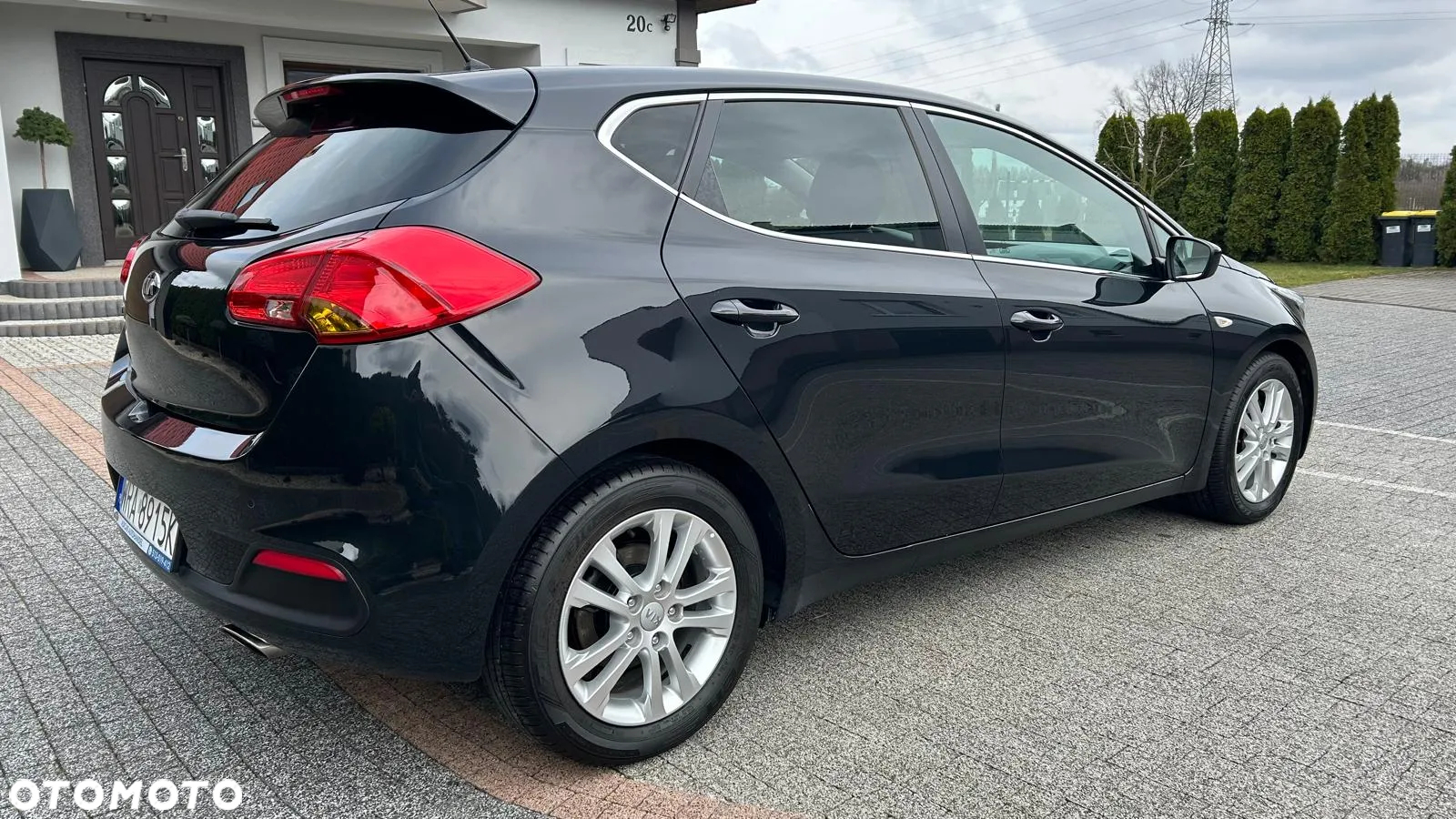 Kia Ceed 1.4 CVVT Dream-Team Edition - 4