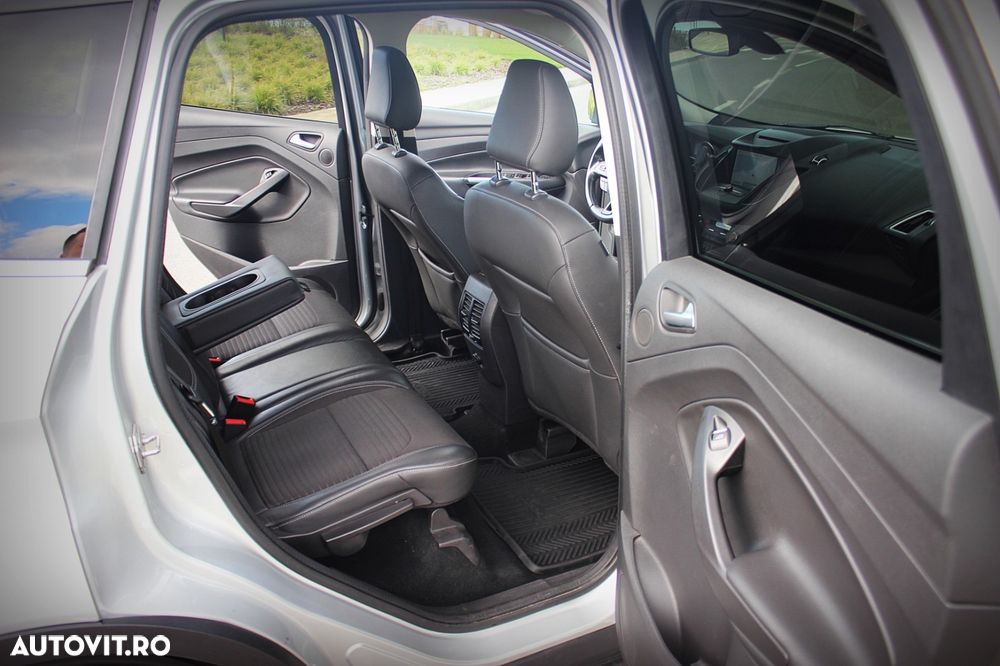 Ford Kuga 2.0 TDCi 4WD Powershift Titanium - 16