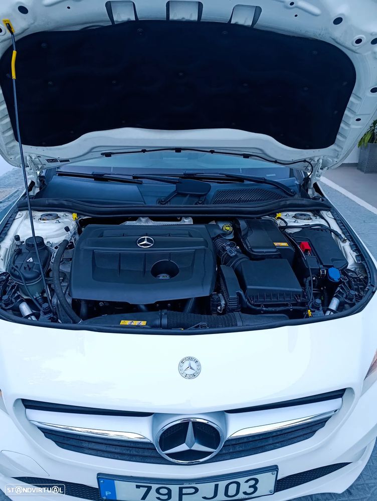 Mercedes-Benz CLA 180 CDi - 4