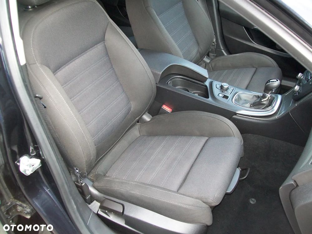 Opel Insignia 1.8 Innovation - 16