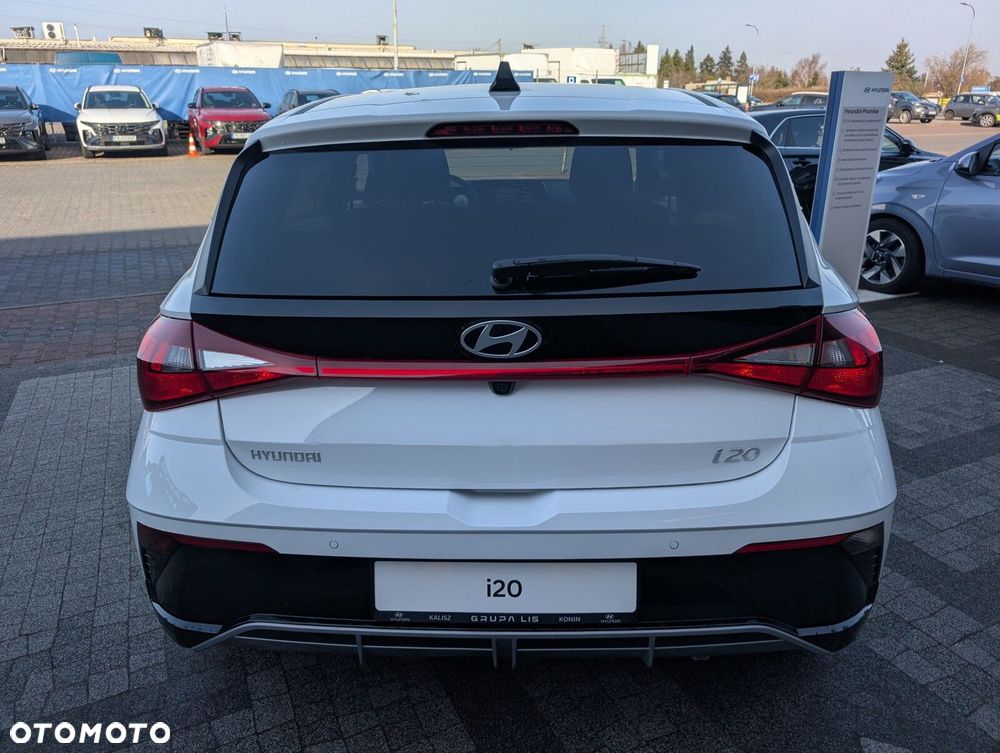 Hyundai i20 1.0 T-GDi Modern Black DCT - 8