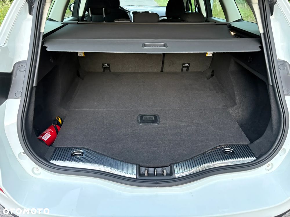 Ford Mondeo - 18