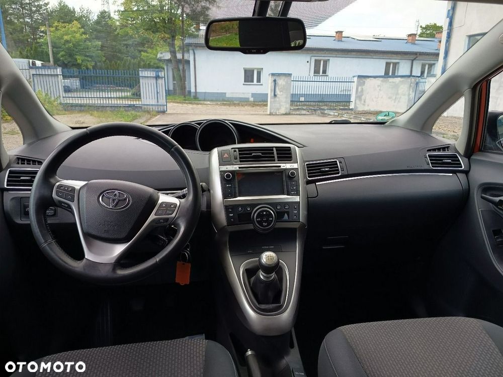 Toyota Verso - 7