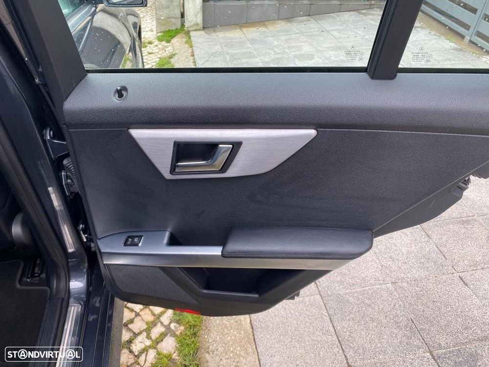 Mercedes-Benz GLK 220 CDI 4Matic (BlueEFFICIENCY) 7G-TRONIC - 26