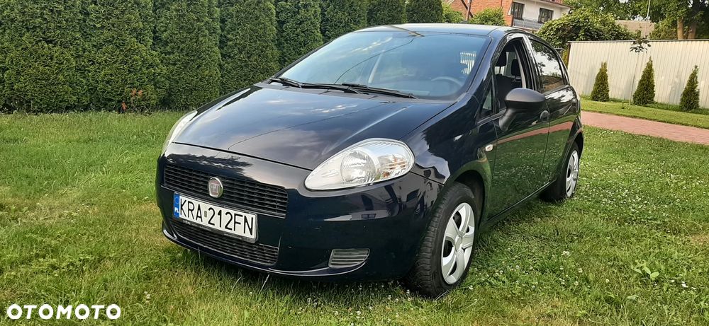 Fiat Grande Punto - 25
