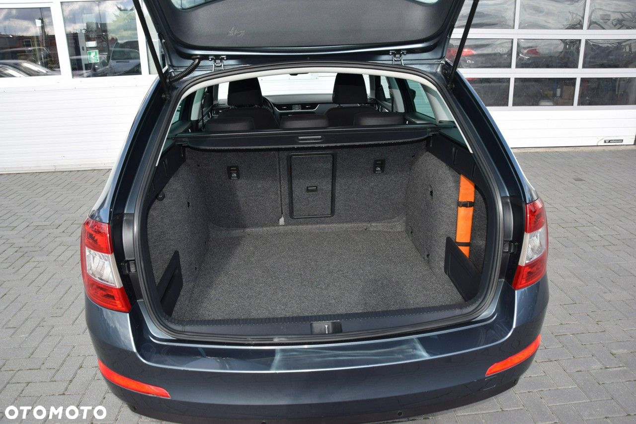 Skoda Octavia 1.4 TSI Elegance - 37