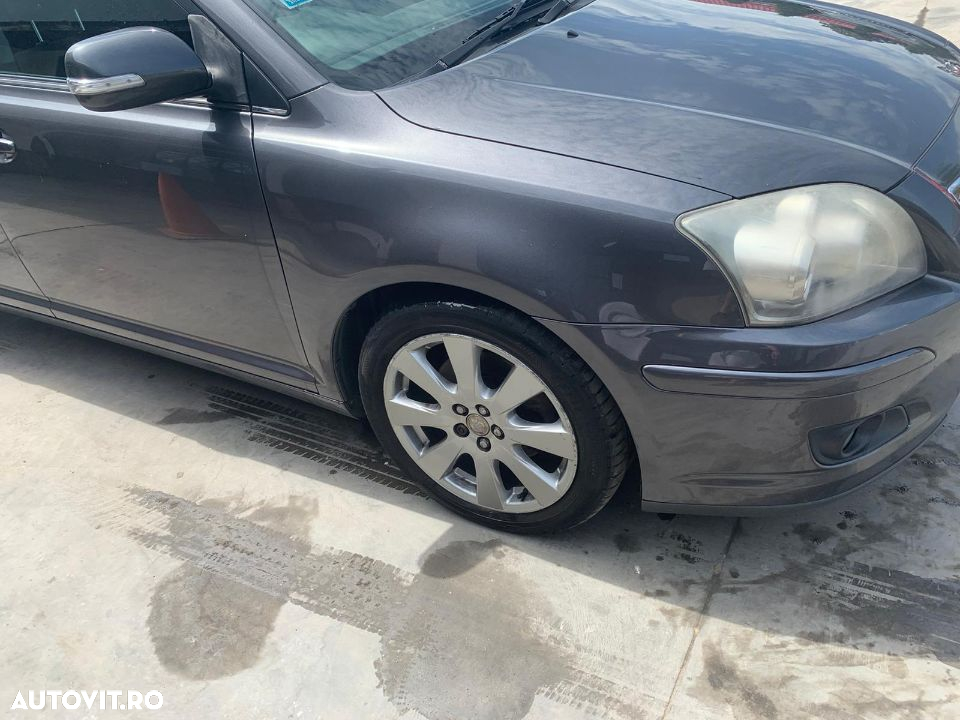 Dezmembram Toyota Avensis 2.0 d - 9