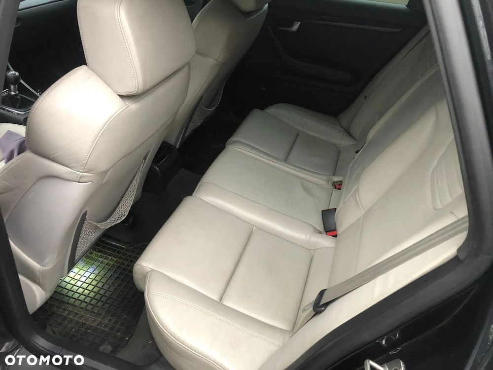 Audi S4 Avant 4.2 Quattro - 12