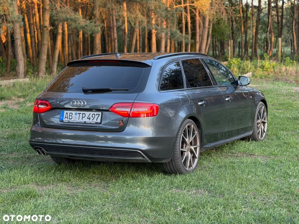 Audi A4 Avant 2.0 TDI DPF clean diesel quattro S tronic S line Sportpaket - 11