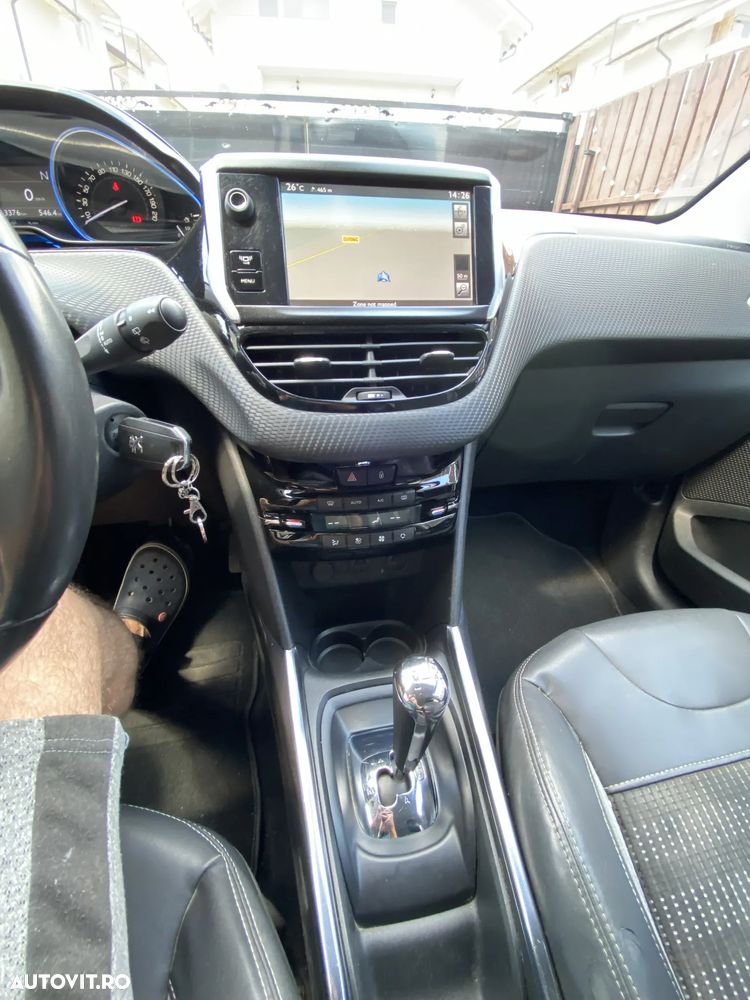 Peugeot 2008 1.6 e-HDi FAP STT ETG Active Aut. - 14
